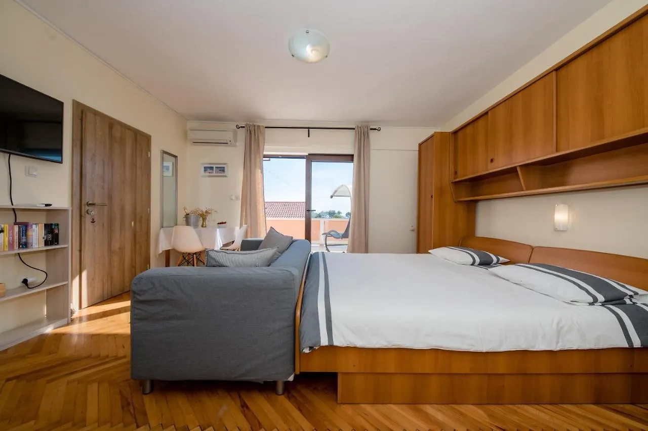 Apartments Tartuga ラブ